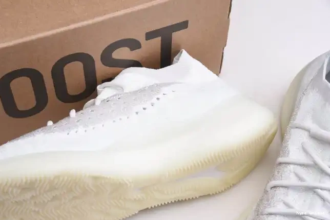hype Boost Adidas Calcite Glow 380 Yeezy GZ8668 0526